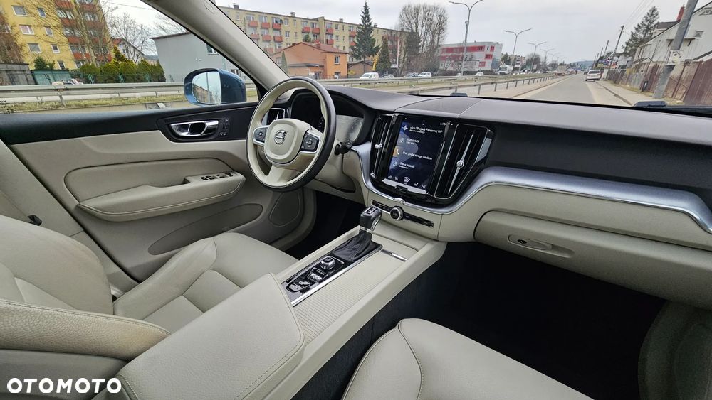 Volvo XC 60 T5 Geartronic Momentum Pro - 13