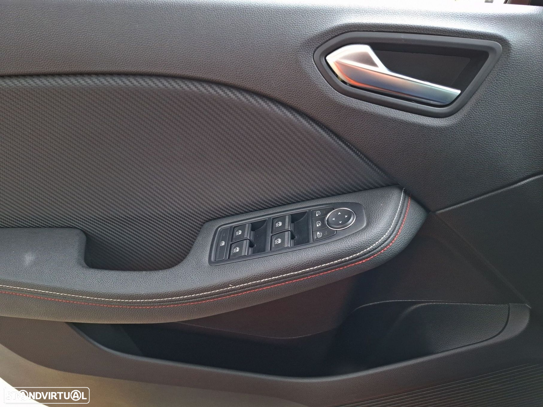Renault Clio 1.0 TCe RS Line - 19