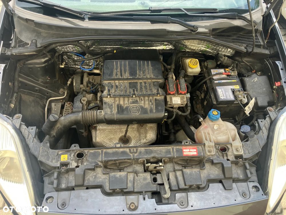 Fiat Grande Punto Actual 1.4 8V Actual Dualogic Euro5 - 8