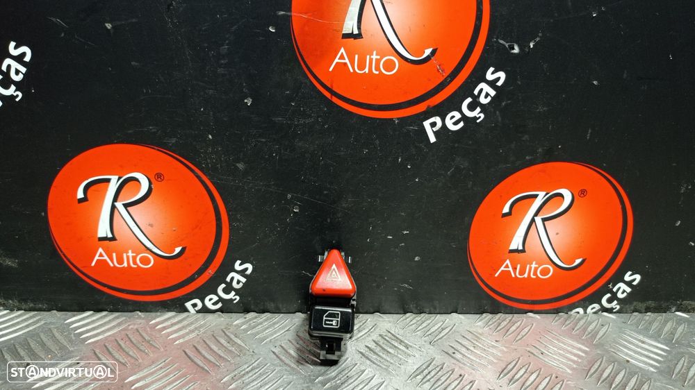 Botão 4 Piscas  Mercedes-Benz A-Class (W168) - 1