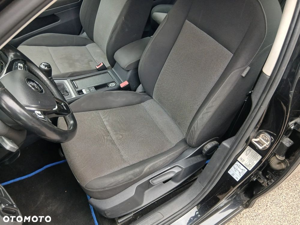 Volkswagen Golf 1.6 TDI BlueMotion Technology Trendline - 15