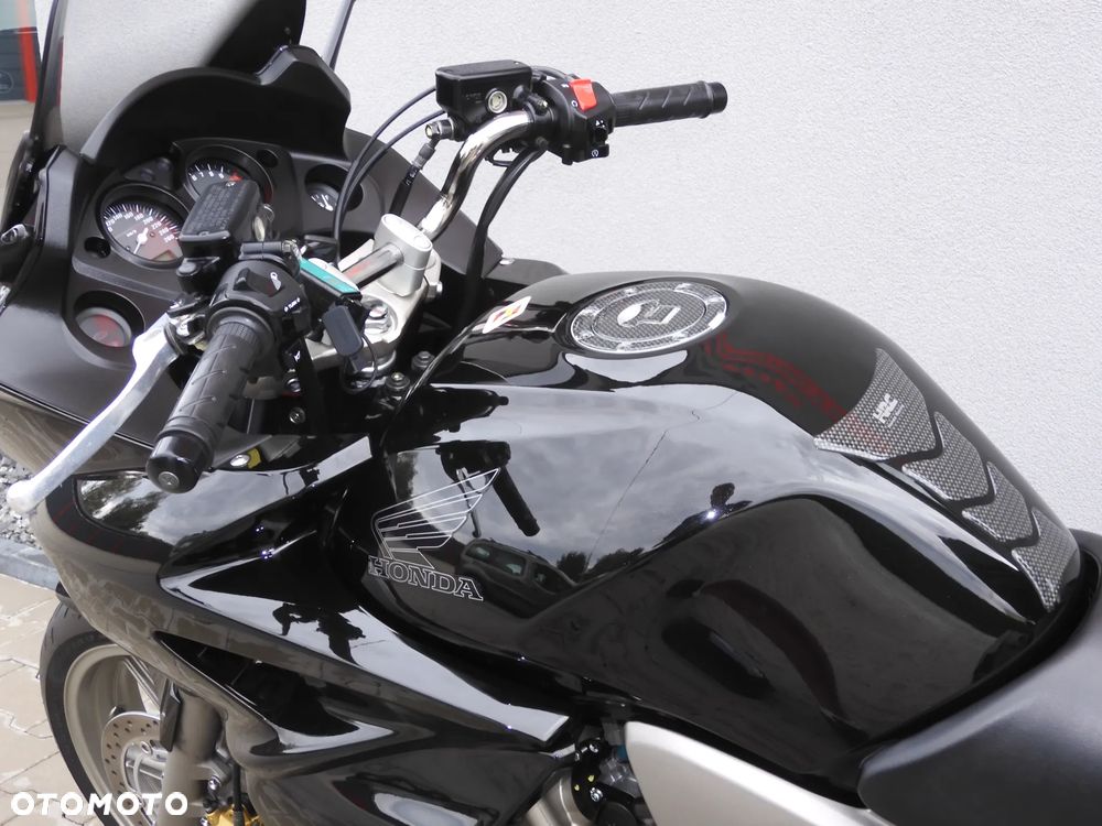 Honda CBF - 13