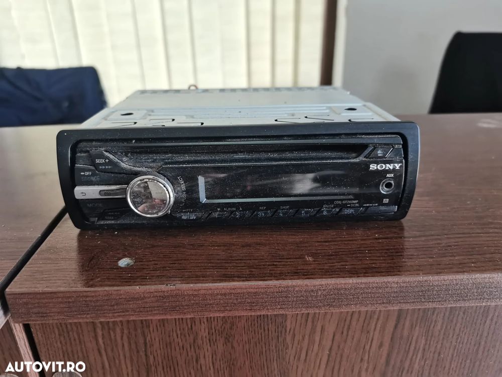 Casetofon/Radio Sony Pentru Dacia logan 1 Cu Auxiliar - 1