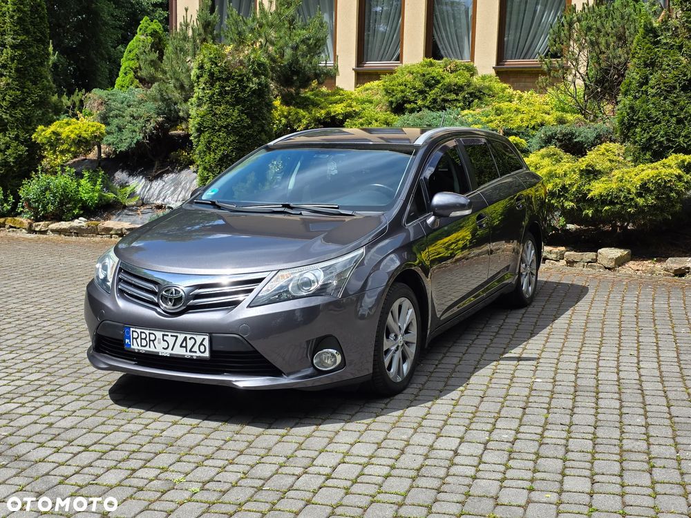 Toyota Avensis 2.0 D-4D Edition - 10