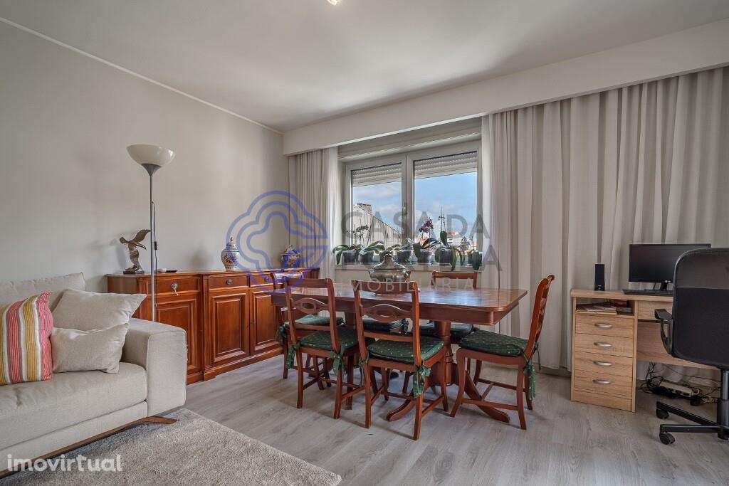 ELEGANTE T2 RENOVADO EM PARANHOS - Grande imagem: 5/21