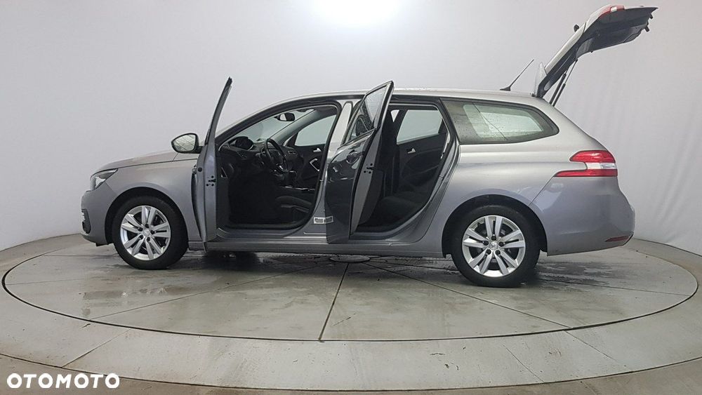 Peugeot 308 - 11