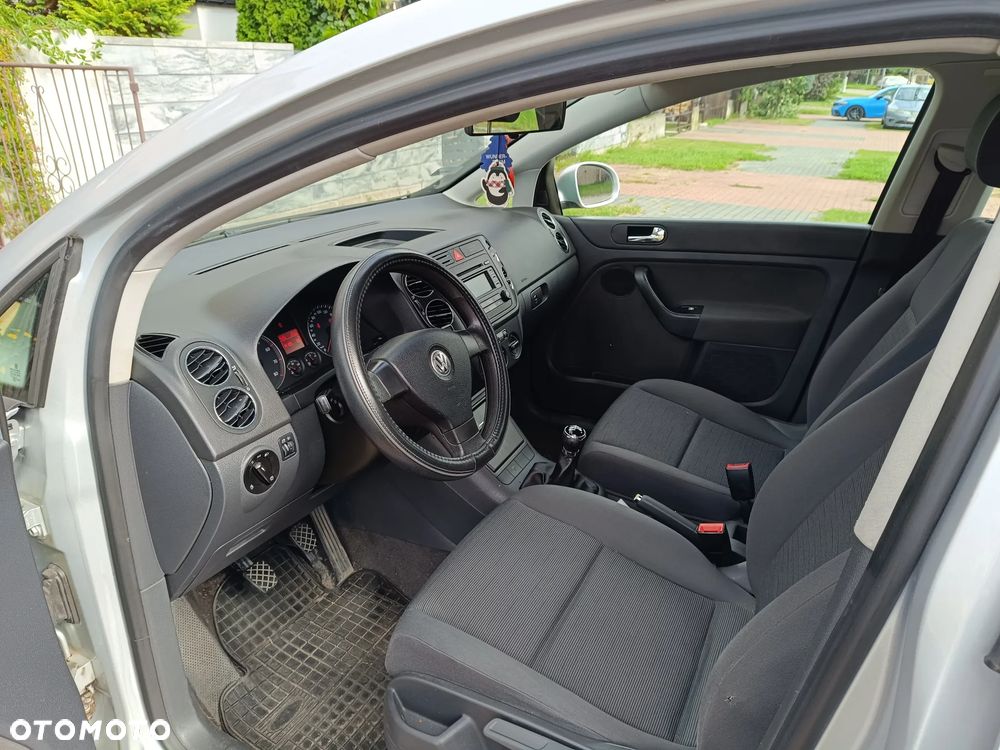 Volkswagen Golf - 9