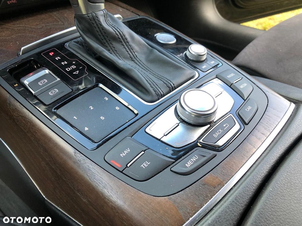 Audi A6 Allroad 3.0 TDI Quattro S tronic - 17