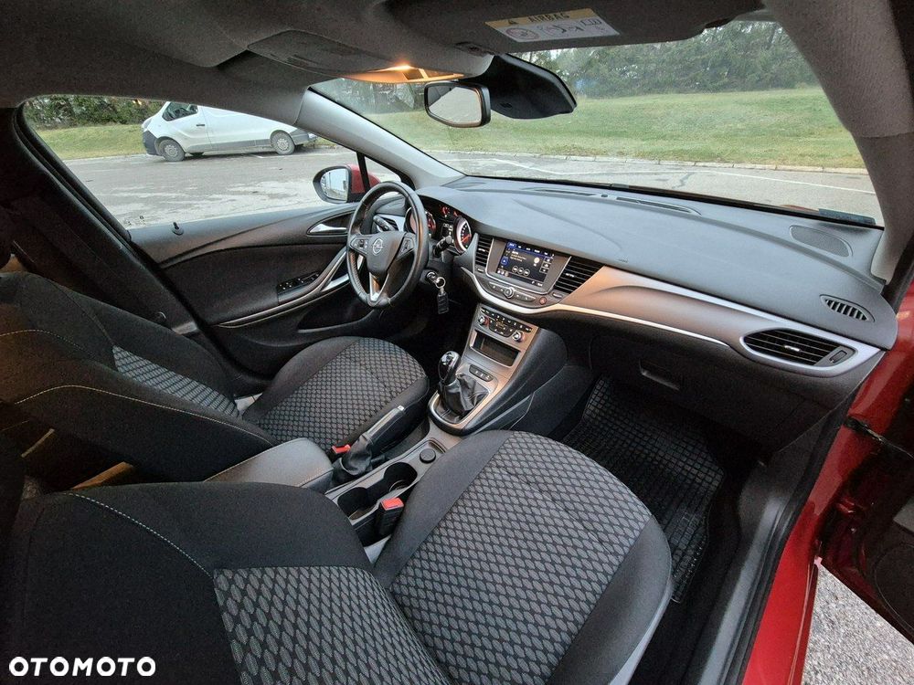 Opel Astra - 16