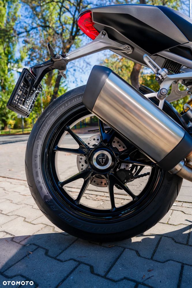 Triumph Speed Triple - 20