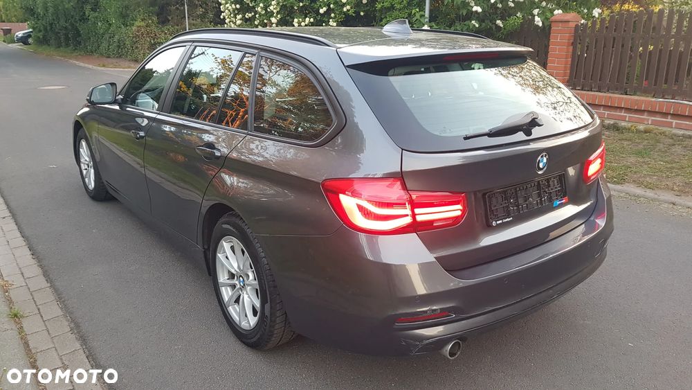 BMW Seria 3 - 16