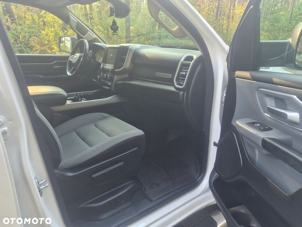RAM 1500 - 16