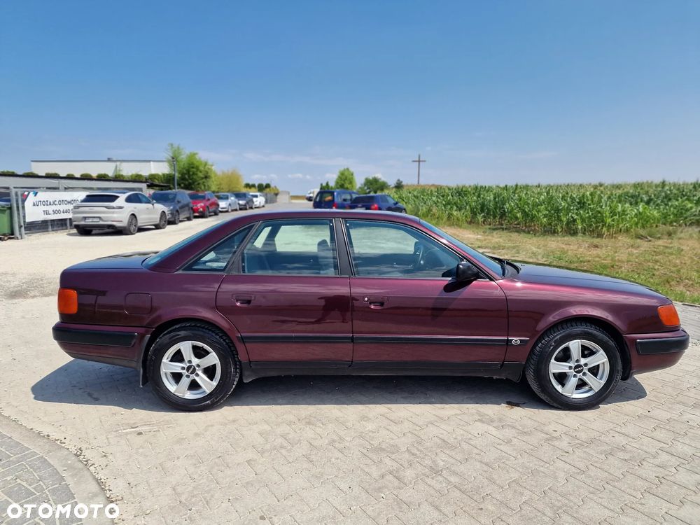 Audi 100 2.3 E - 8