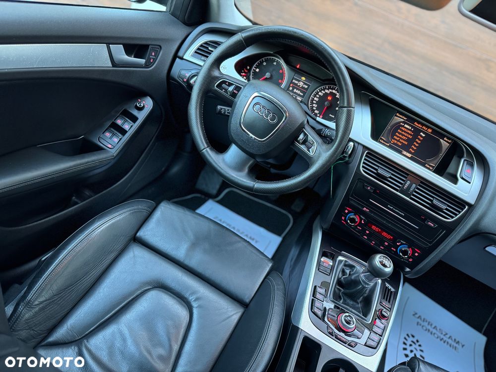Audi A4 Avant 2.0 TDI - 32