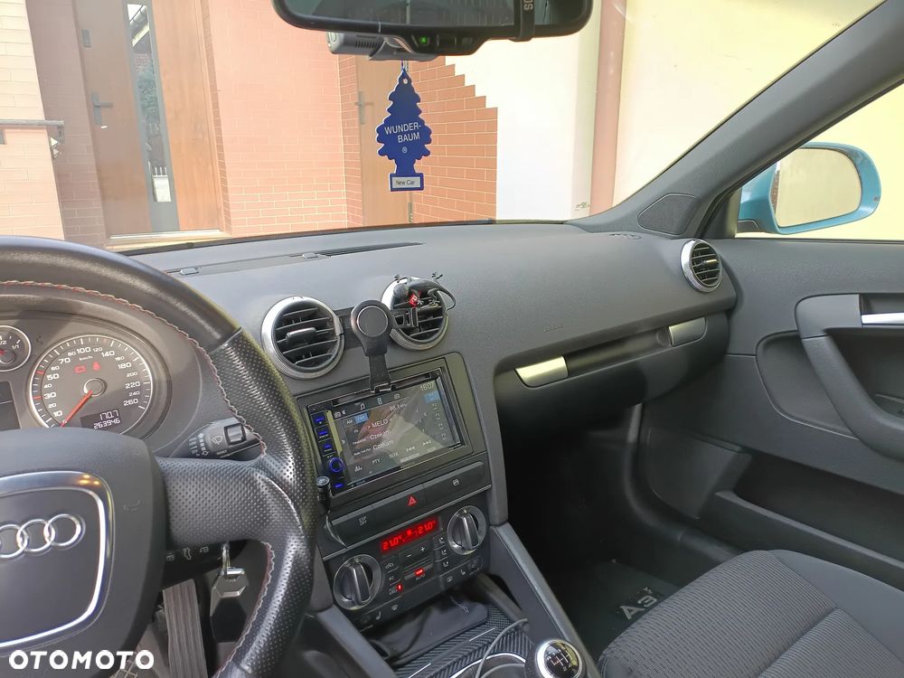 Audi A3 Sportback - 6