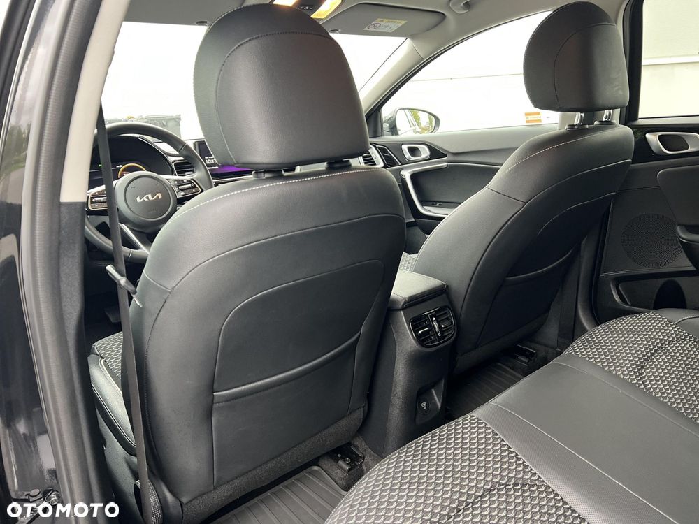 Kia XCeed - 14