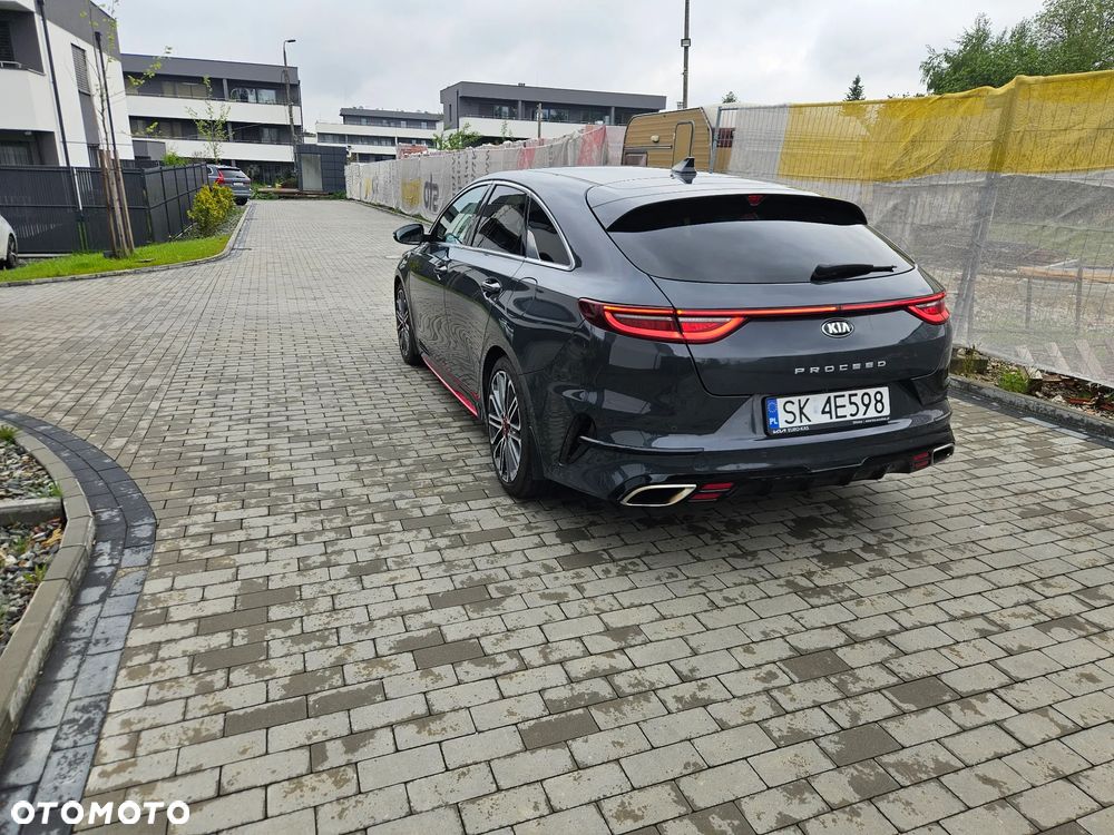 Kia ProCeed 1.6 T-GDI GT DCT - 15