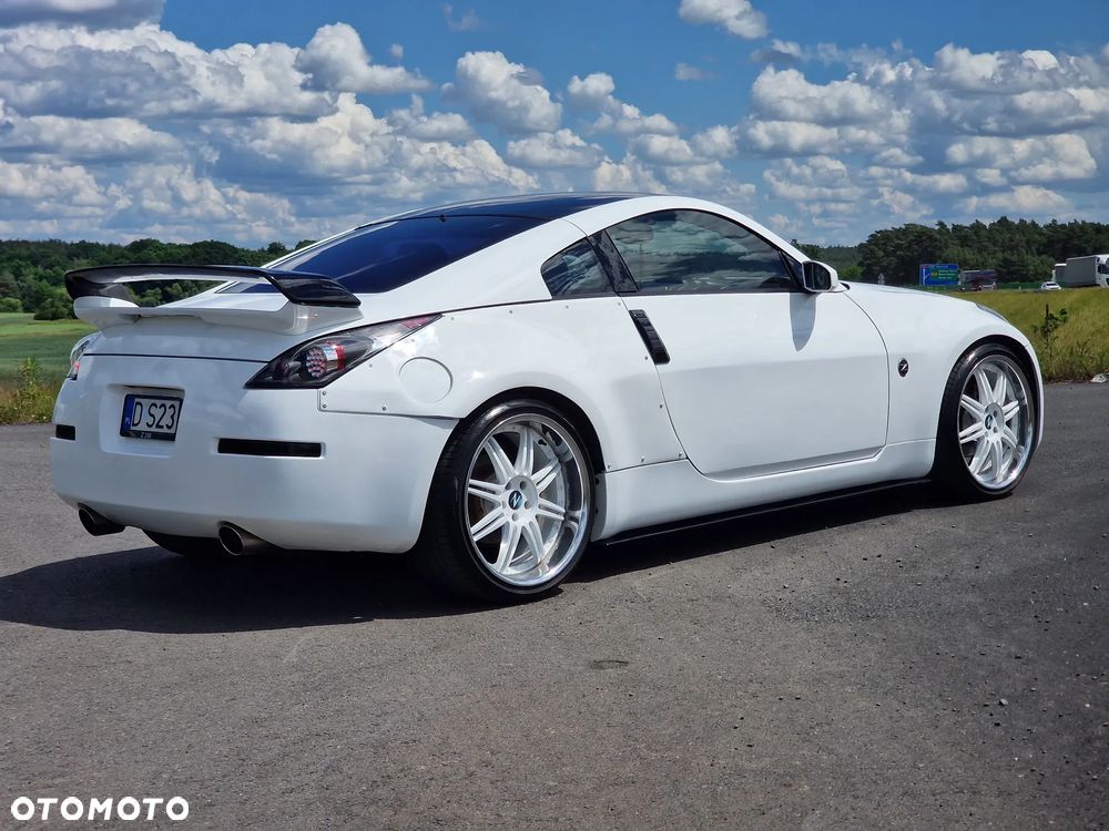 Nissan 350 Z - 9
