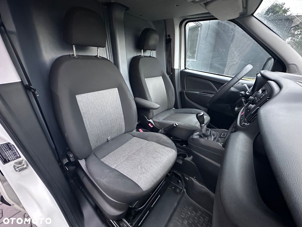 Fiat Doblo - 12