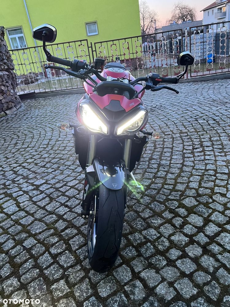 Triumph Street Triple - 24