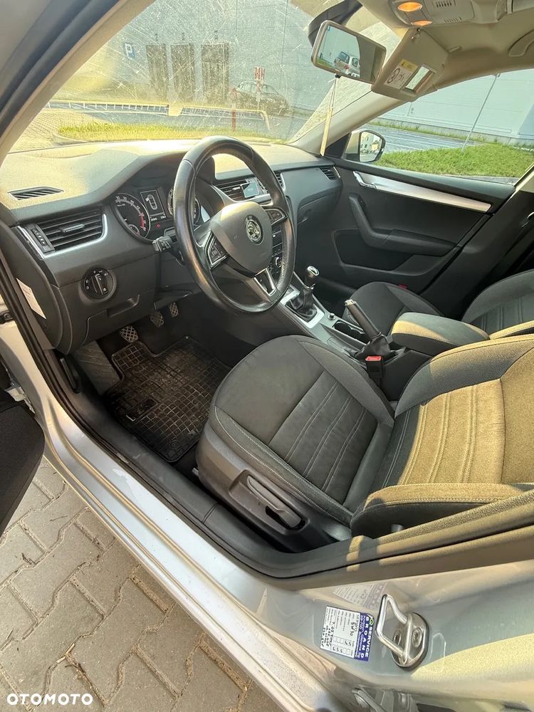 Skoda Octavia 1.6 TDI Ambition - 11