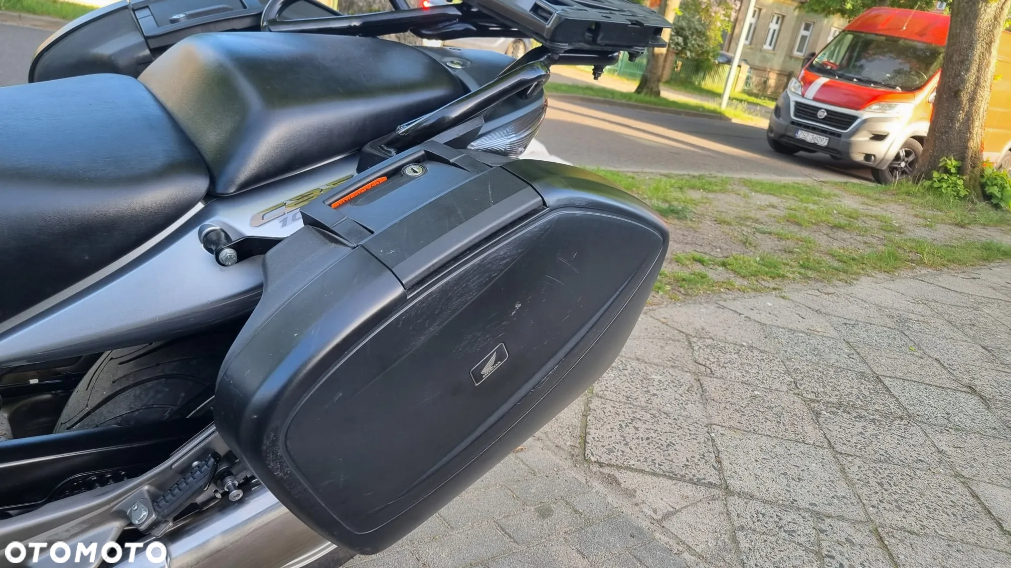 Honda CBF - 17