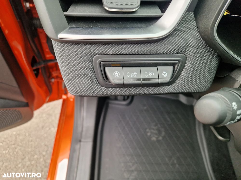 Renault Clio V TCe 90 Esprit Alpine - 17