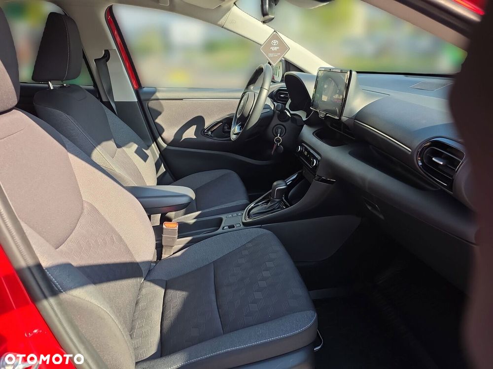 Toyota Yaris Hybrid 1.5 Style - 9