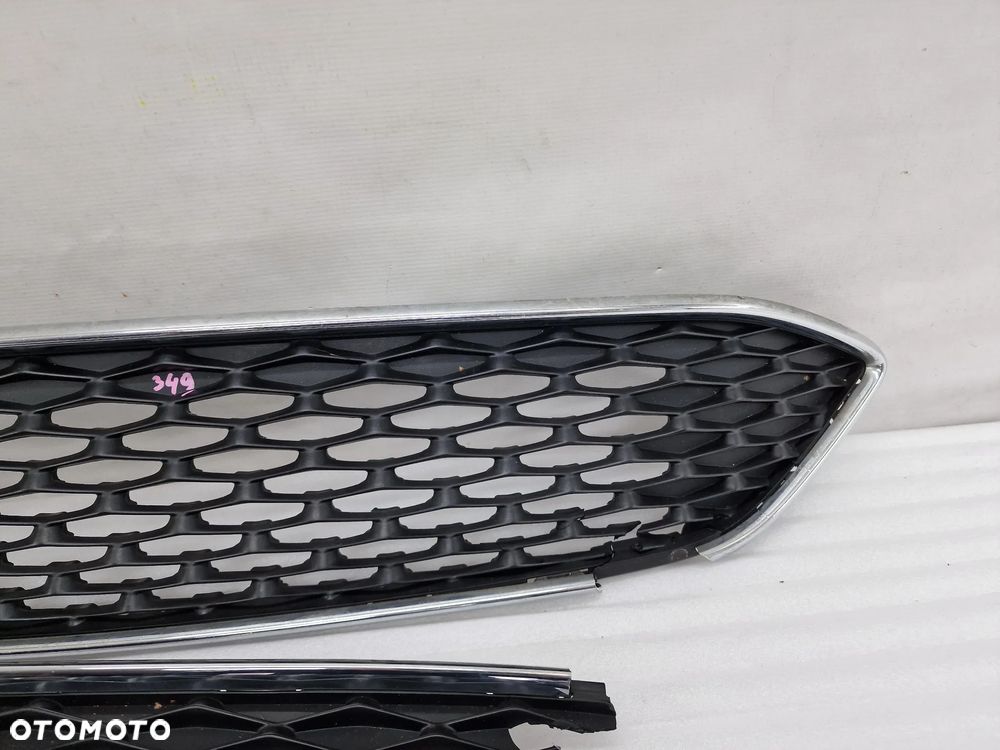 FORD FOCUS MK3 LIFT 5D 14- ATRAPA PRZEDNIA PRZÓD / GRILL , NR F1EB-8200-A , NR AUKCJI K349 - 4