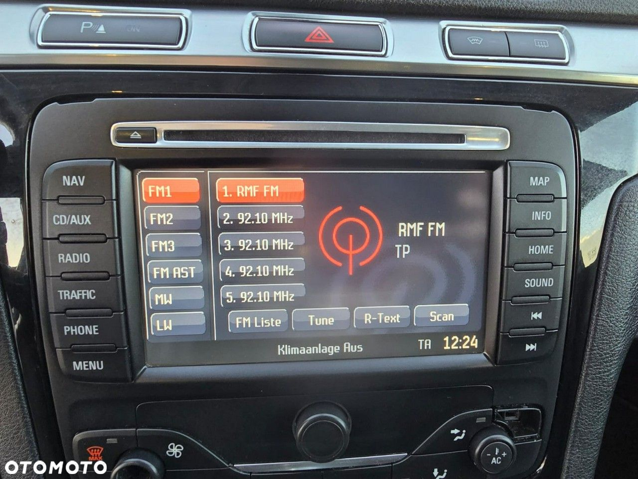 Ford S-Max - 20