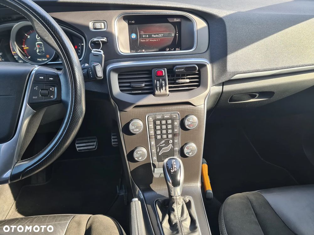 Volvo V40 D3 Drive-E R-Design Kinetic - 14