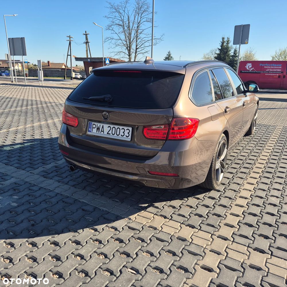 BMW Seria 3 320d xDrive - 5