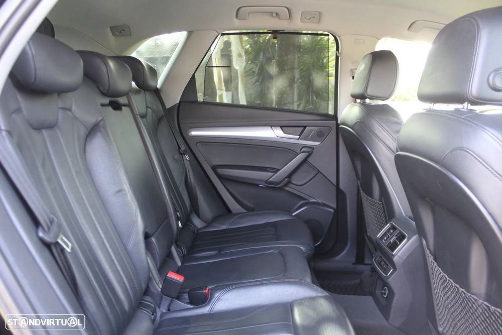 Audi Q5 2.0 TDI quattro Design S-tronic - 34