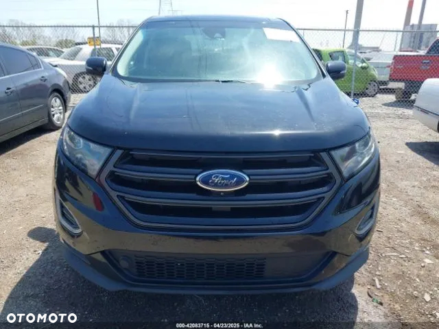 Ford Edge - 8