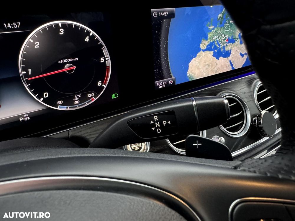 Mercedes-Benz E - 22