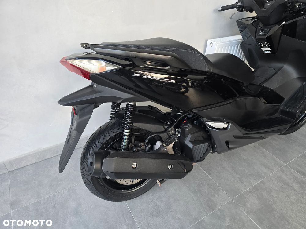Honda NSS - 32