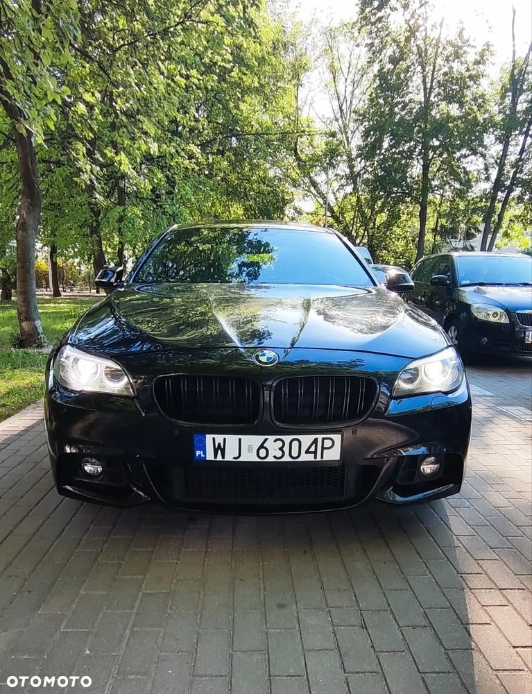 BMW Seria 5 528i Sport-Aut Luxury Line - 1