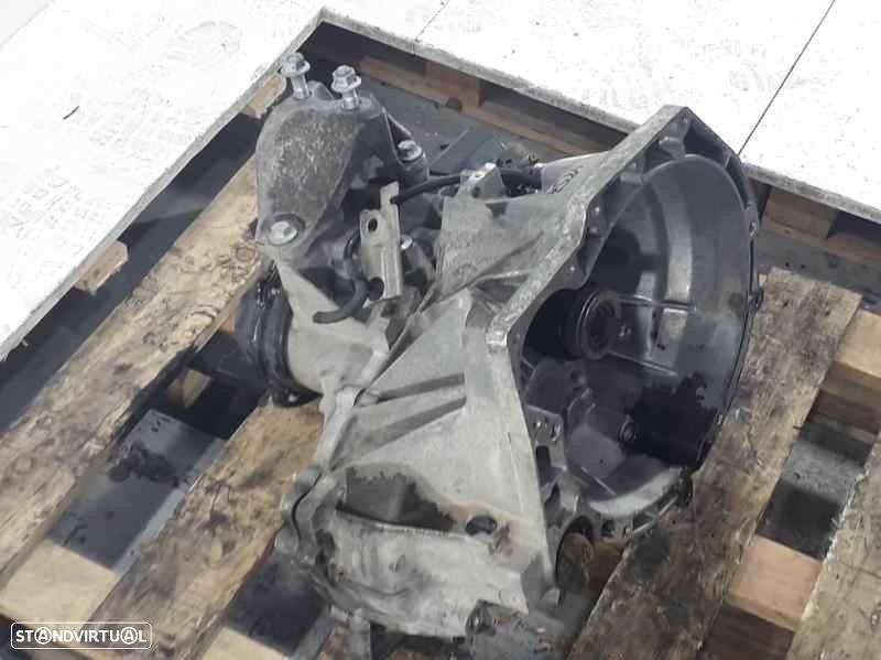 CAIXA VELOCIDADES FORD FIESTA VI 2009 - 4