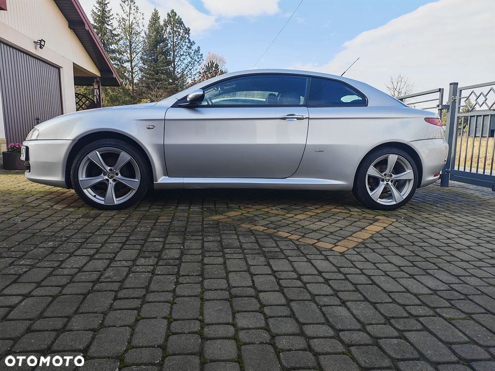 Alfa Romeo GT 1.9JTD 16V Q2 - 10