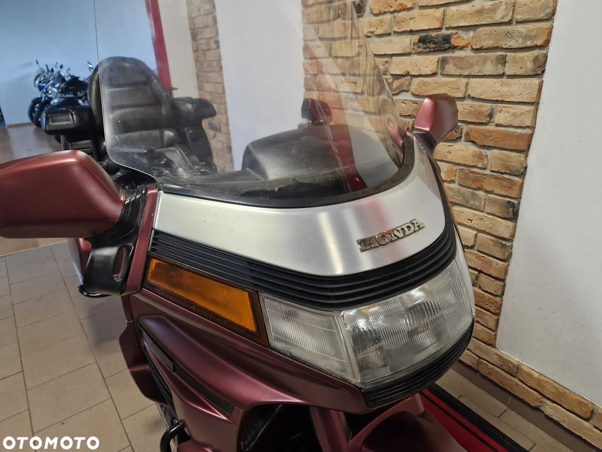Honda GL - 36