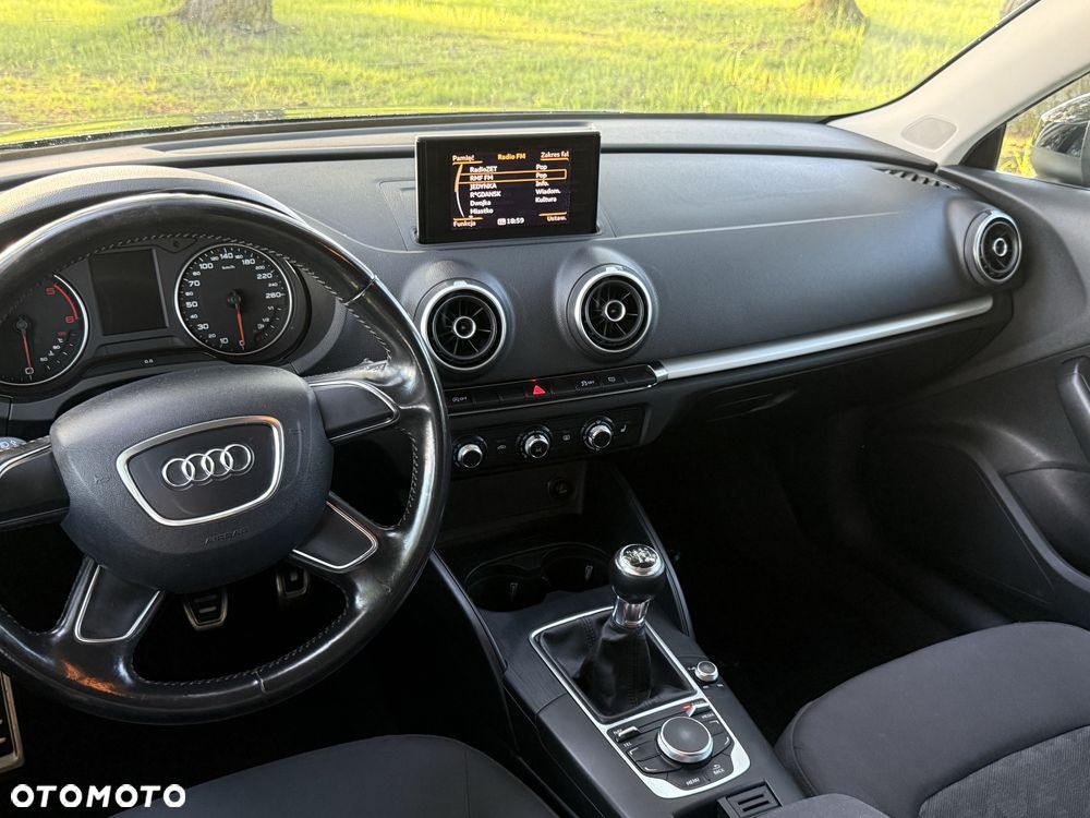 Audi A3 Sportback - 6