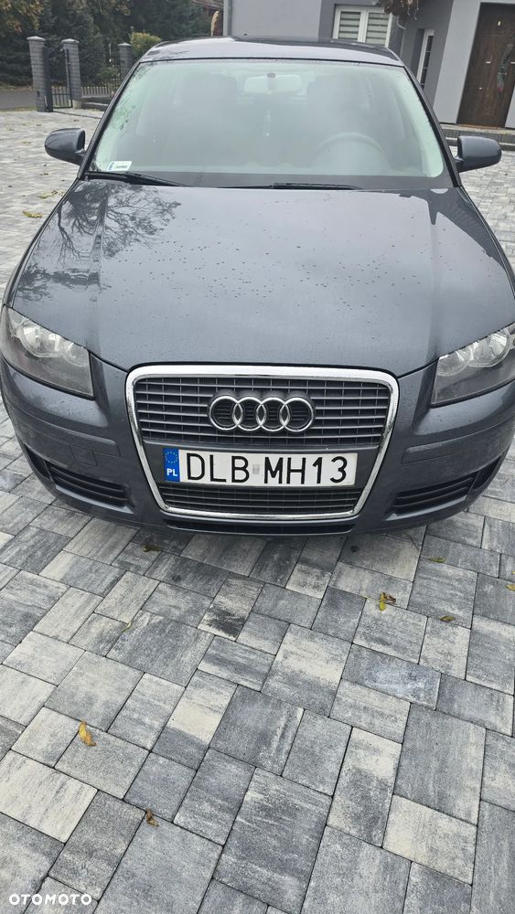Audi A3 Sportback - 1
