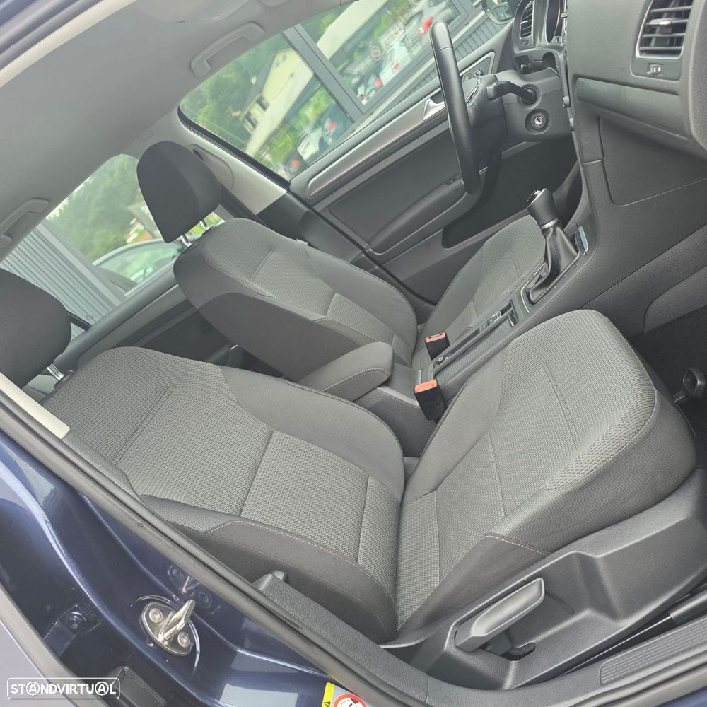 VW Golf 1.6 TDi Confortline - 28