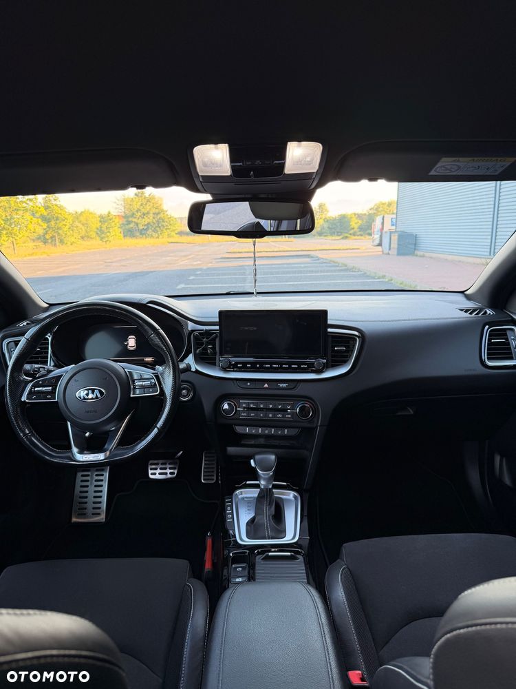 Kia ProCeed 1.6 CRDi GT Line DCT - 12