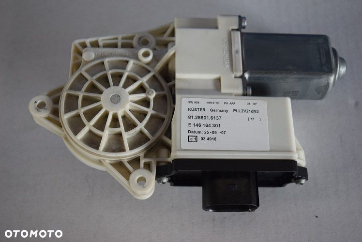 SILNICZEK PODNOSZENIA SZYBY LEWEJ MAN TGX TGS - 2