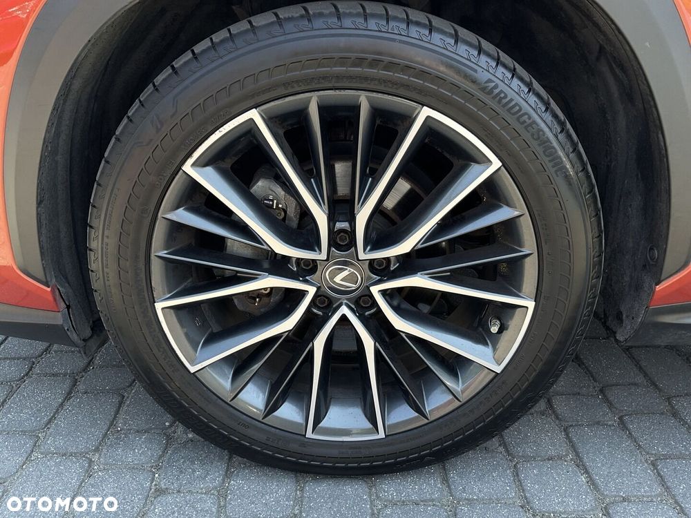 Lexus NX 350h Omotenashi AWD - 34