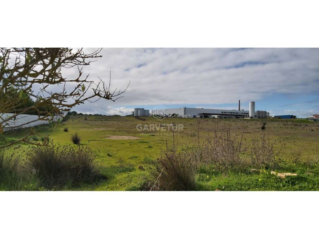 Terreno rústico em zona industrial, Algoz, Algarve - Grande imagem: 3/16