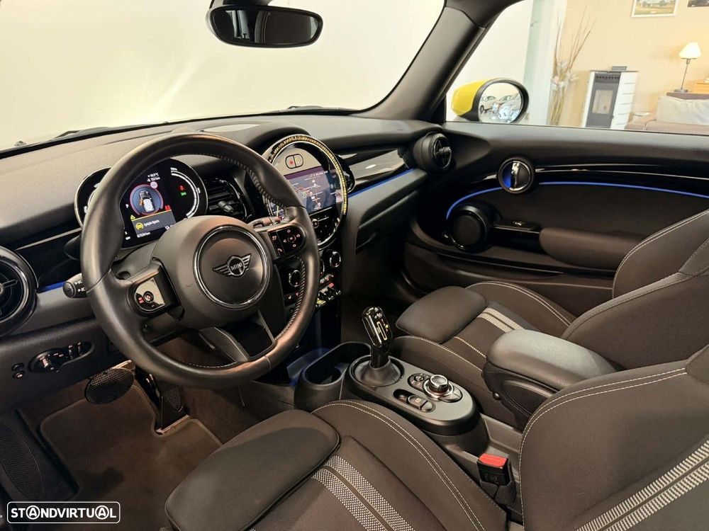 MINI 3 Portas Cooper SE - 15