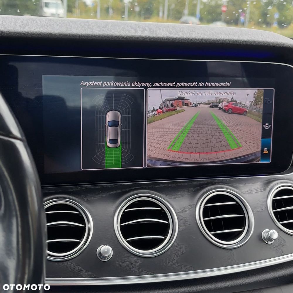 Mercedes-Benz Klasa E 220 d 4Matic 9G-TRONIC Avantgarde - 19