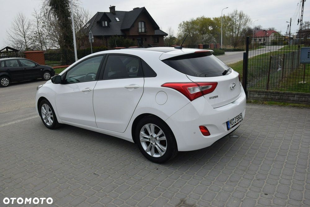 Hyundai i30 1.4 Premium - 16